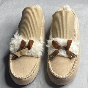 Aerie Cream Moccasins with Faux Fur and Bow